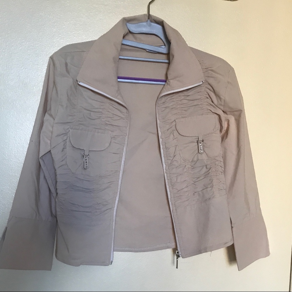 Jacket - Picture 1 of 4